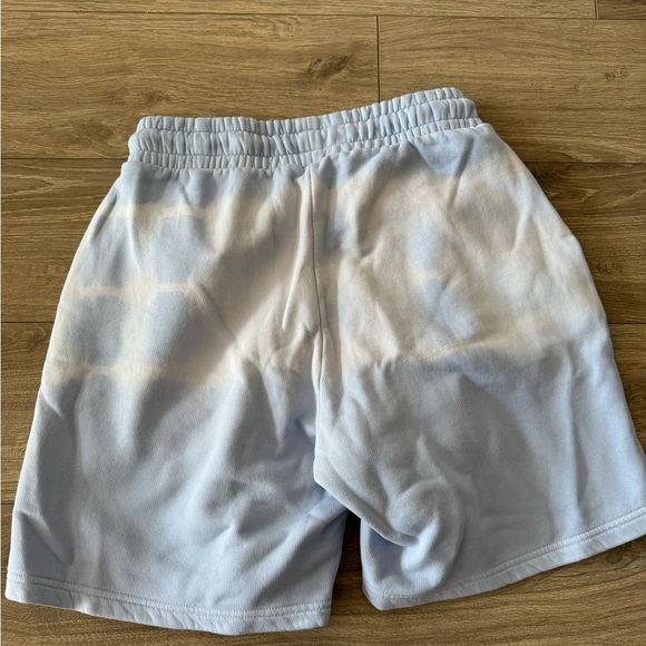 Peak Performance Tie Dye Cotton Shorts - Picture 3 of 3